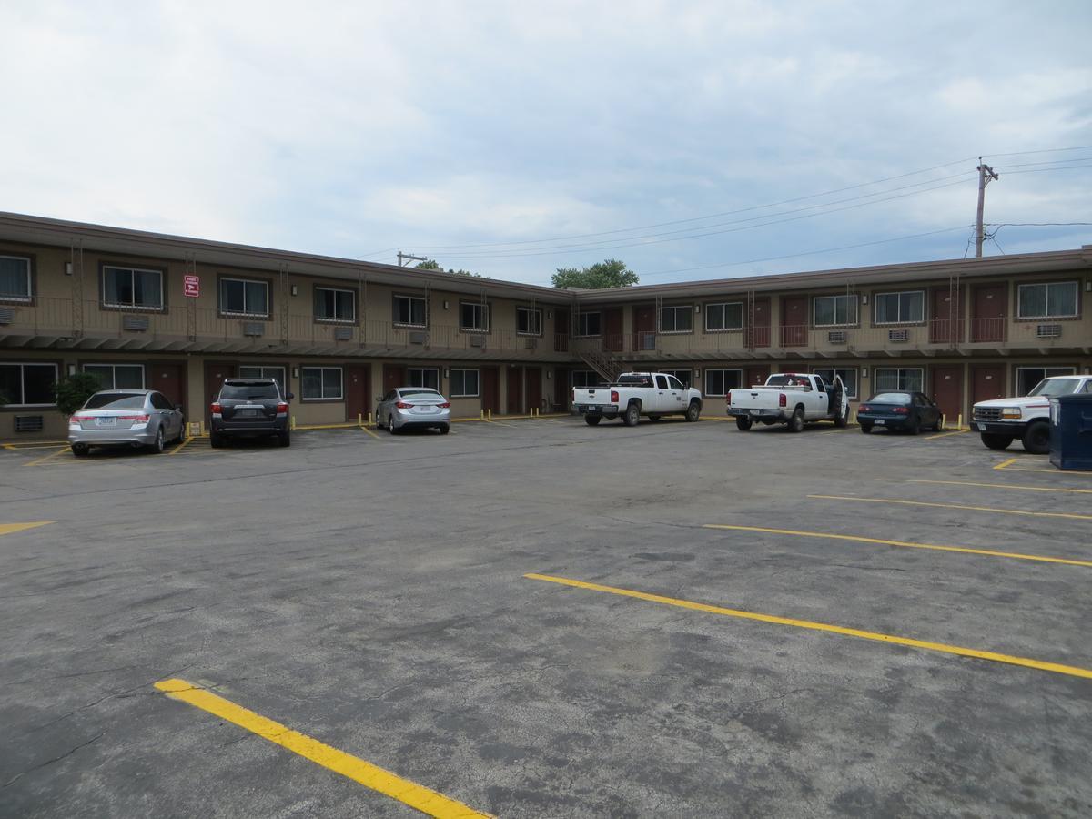 Carter Lake Deluxe Inn/Extended Stay - Council Bluffs المظهر الخارجي الصورة